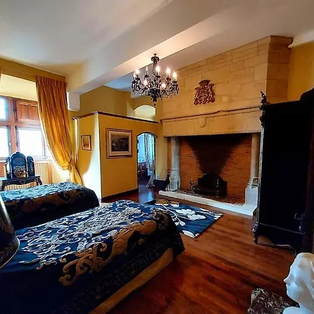 Вилла Chateau De Clerans Сен-Леон-сюр-Везер
