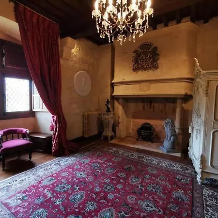 Chateau De Clerans * Сен-Леон-сюр-Везер