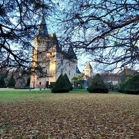 Chateau De Clerans Вилла